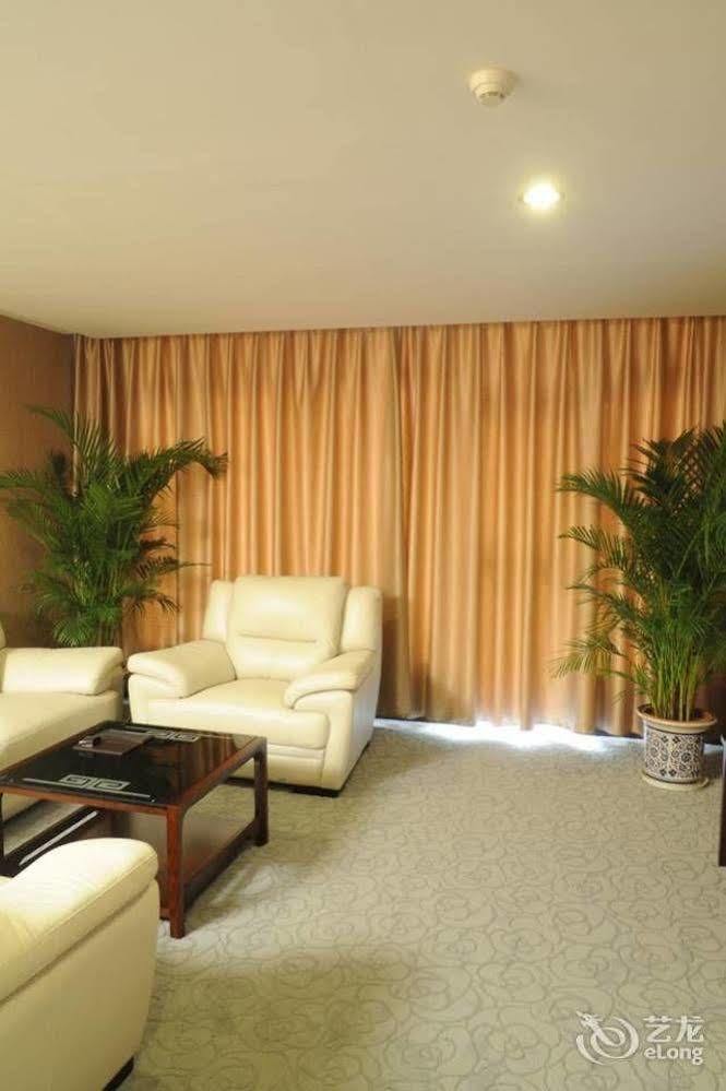Golden Dragonball Hotel Guilin Dış mekan fotoğraf
