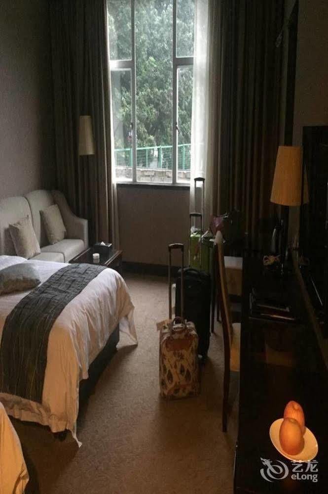 Golden Dragonball Hotel Guilin Dış mekan fotoğraf