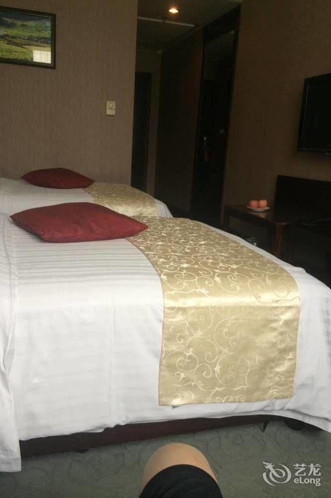 Golden Dragonball Hotel Guilin Dış mekan fotoğraf