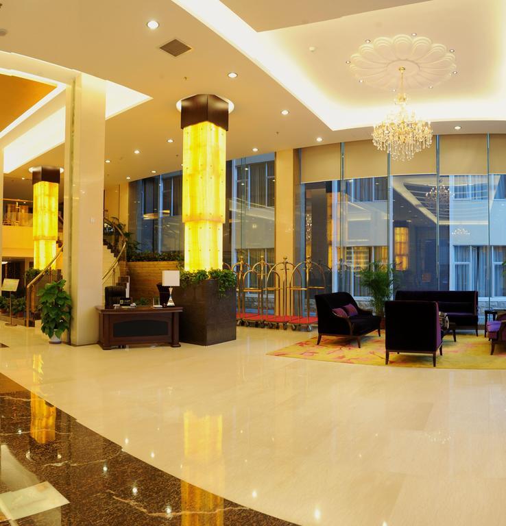 Golden Dragonball Hotel Guilin Dış mekan fotoğraf