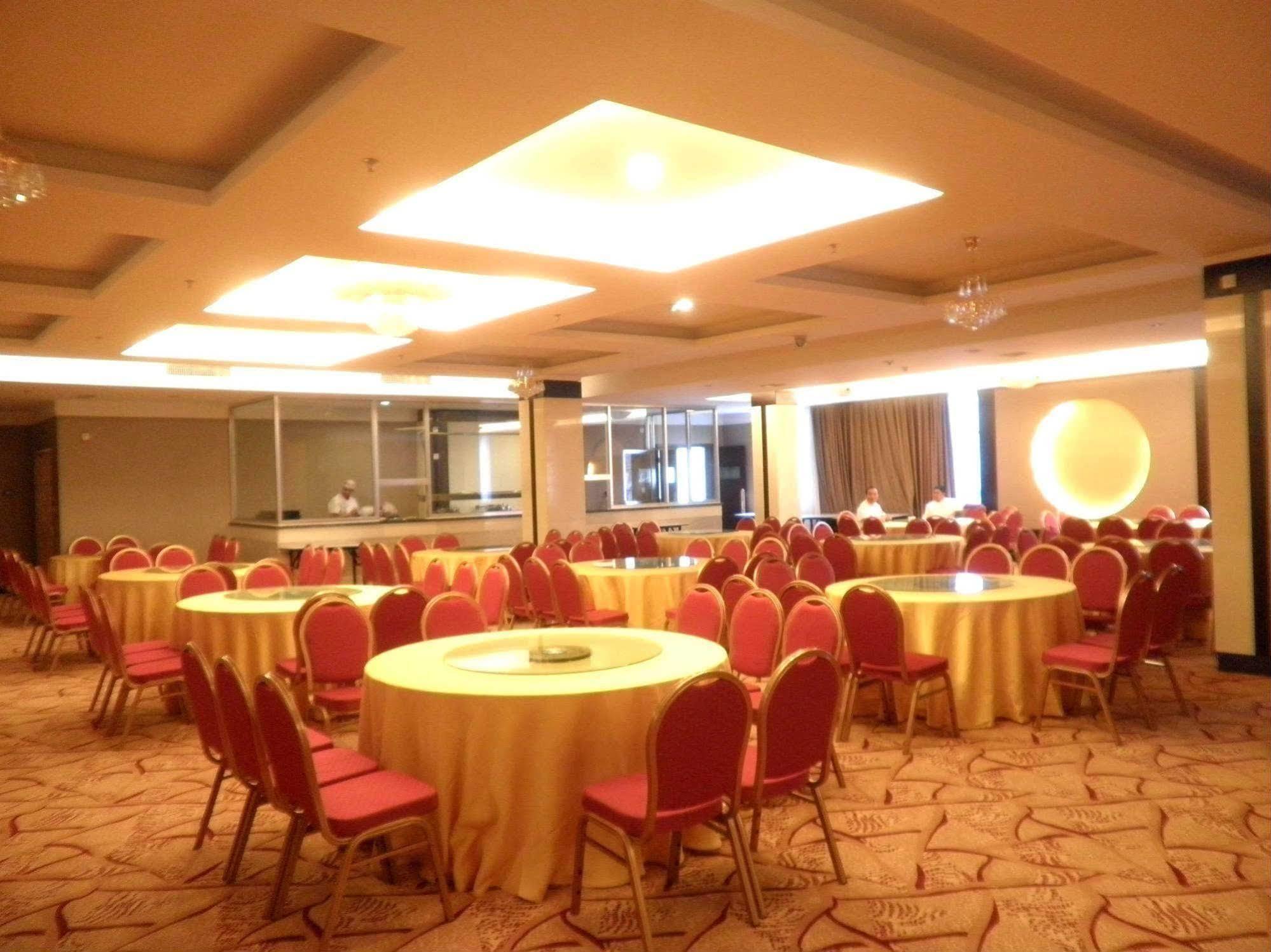 Golden Dragonball Hotel Guilin Dış mekan fotoğraf